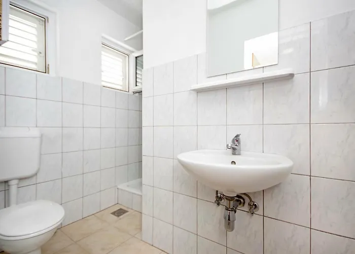 Sea View בית הארחה