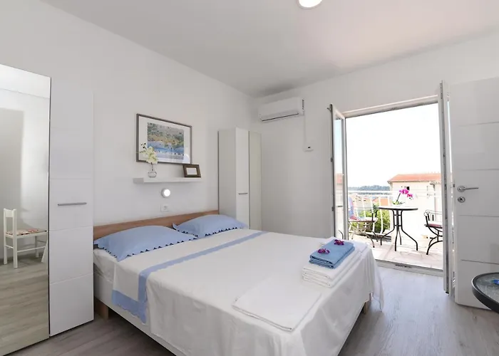 Sea View Πανσιόν Μακάρσκα